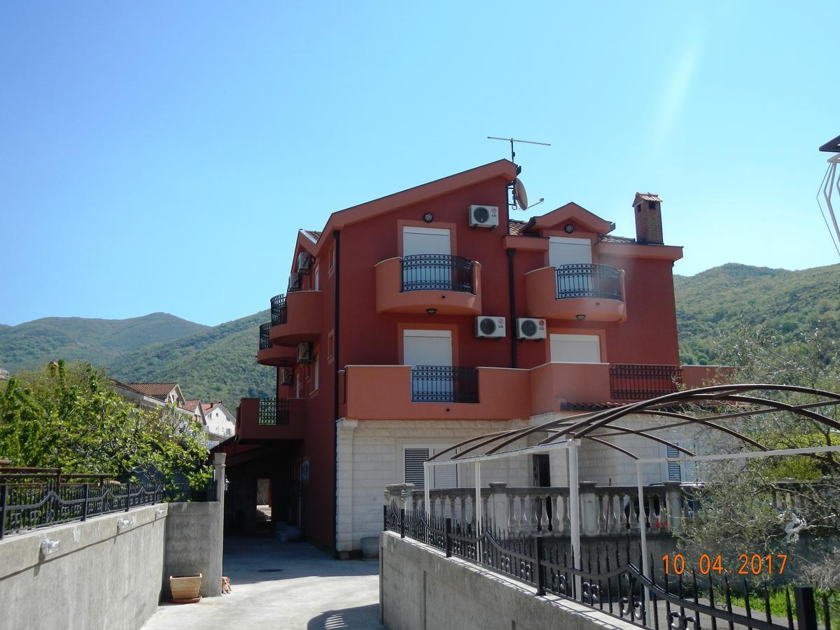 Guest House Villa Zivanovic Herceg Novi Eksteriør billede