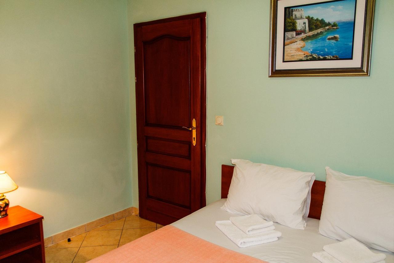 Guest House Villa Zivanovic Herceg Novi Eksteriør billede